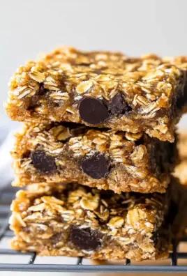 4-Ingredient Banana Oat Bars