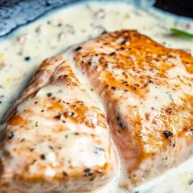 Salmon with Lemon Cream Sauce