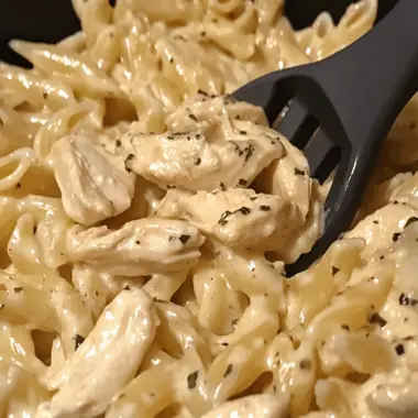 Hidden Valley Ranch Chicken Pasta
