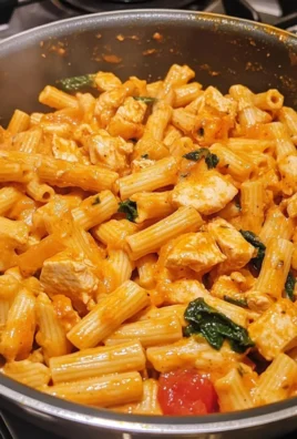 One-Pot Bold Buffalo Garlic Chicken Pasta 5 One Pot Bold Buffalo Garlic Chicken Pasta 1