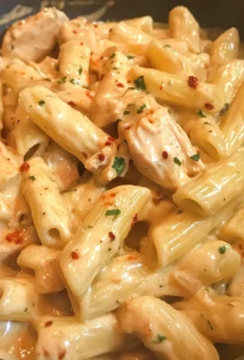 One Pot Creamy Chipotle Ranch Chicken Pasta 2