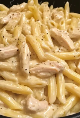 One Pot Creamy Garlic Parmesan Ranch Chicken Penne 2