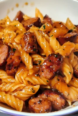 One Skillet Honey Garlic Sausage Pasta 1